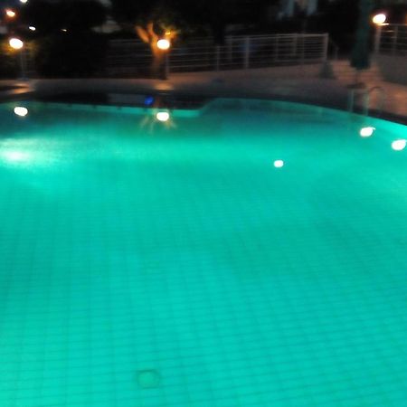 Apartamento Andy'S Gardens Gerani  Exterior foto
